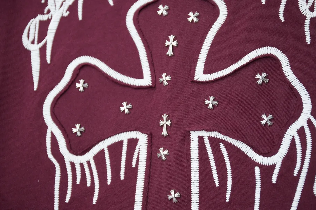 🅿️200 Ch*ome Hearte 25SS early spring new style, patch embroidery hardware, Croix heart cross short sleeves, light luxury, essential item for daily commuting for men and women, correct version, welcome to compare, detailed features · 320g 100% pure cotton double yarn jersey fabric · Custom dyed in the same cylinder, special thickened 32 count double strand 1X1 thread · Imported Tajima machine embroidery and stitch embroidery letters➕original cloth patch embroidered cross➕high temperature hot stamping hardware accessories. Chest embroidery patch with heart pattern➕hand-stitched hardware accessories · Double-needle stitching and cross-stitching technology · Original main mark washed tag brand moisture-proof paper packaging Color: black/white/burgundy Size: S/M/L/XL